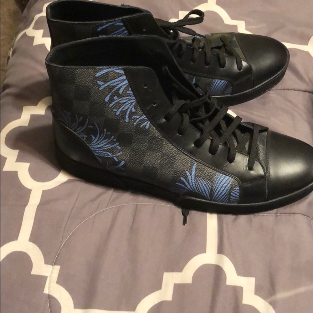 LV 500